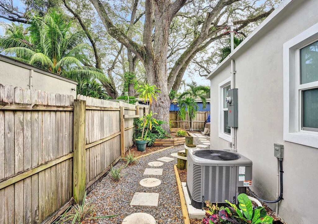 Photo of Outdoor in River Oaks