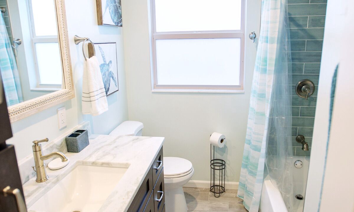 Photo of Bathroom in River Oaks