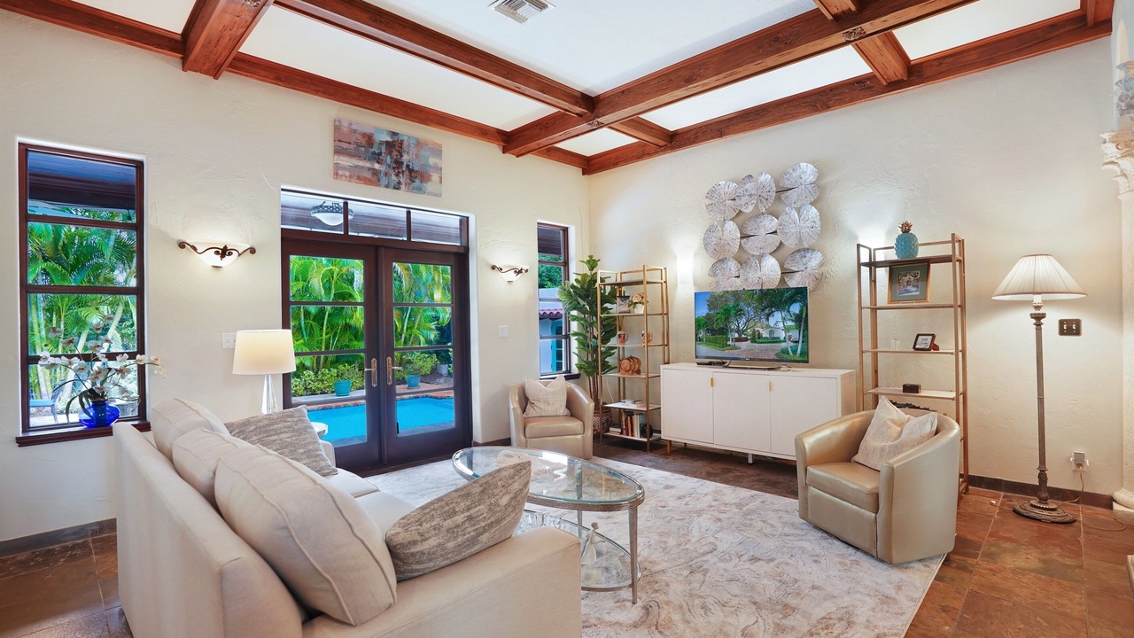 Photo of Livingroom in Boca Raton