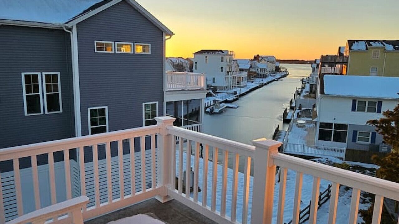 Photo of Patio Balcony in Edgewater Acres
