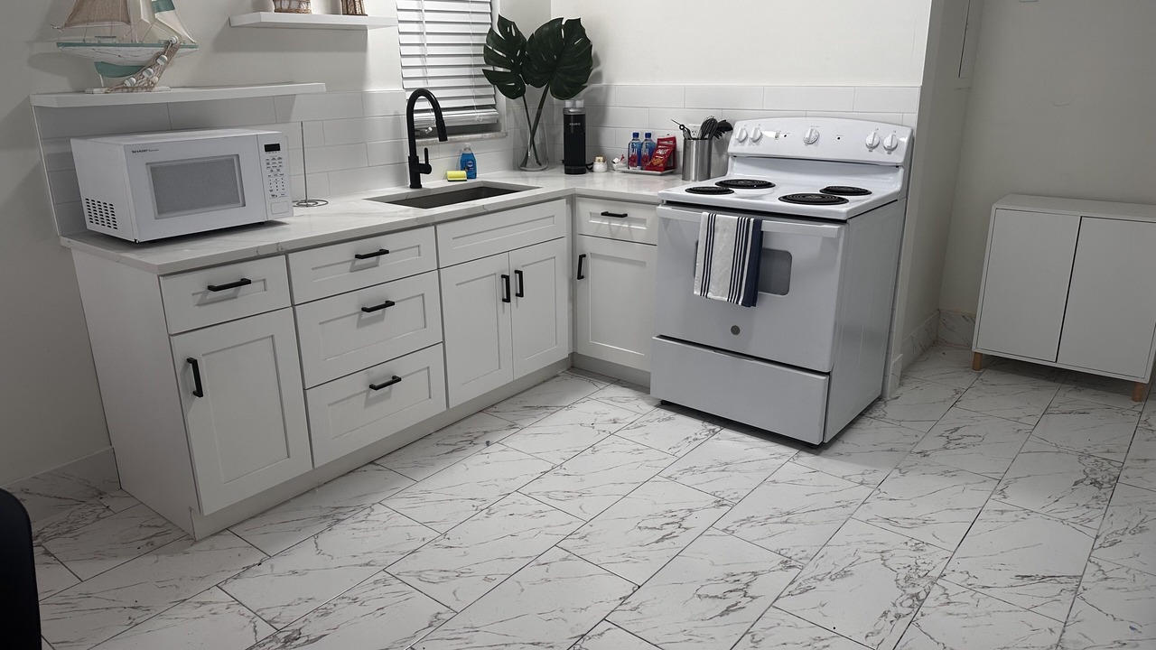 Photo of Kitchen in Lauderdale-by-the-Sea