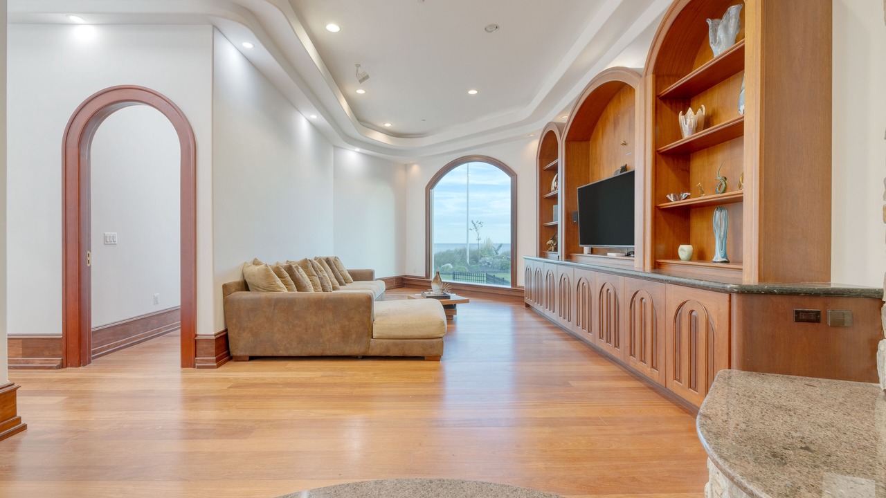 Photo of Bedroom in Dameron