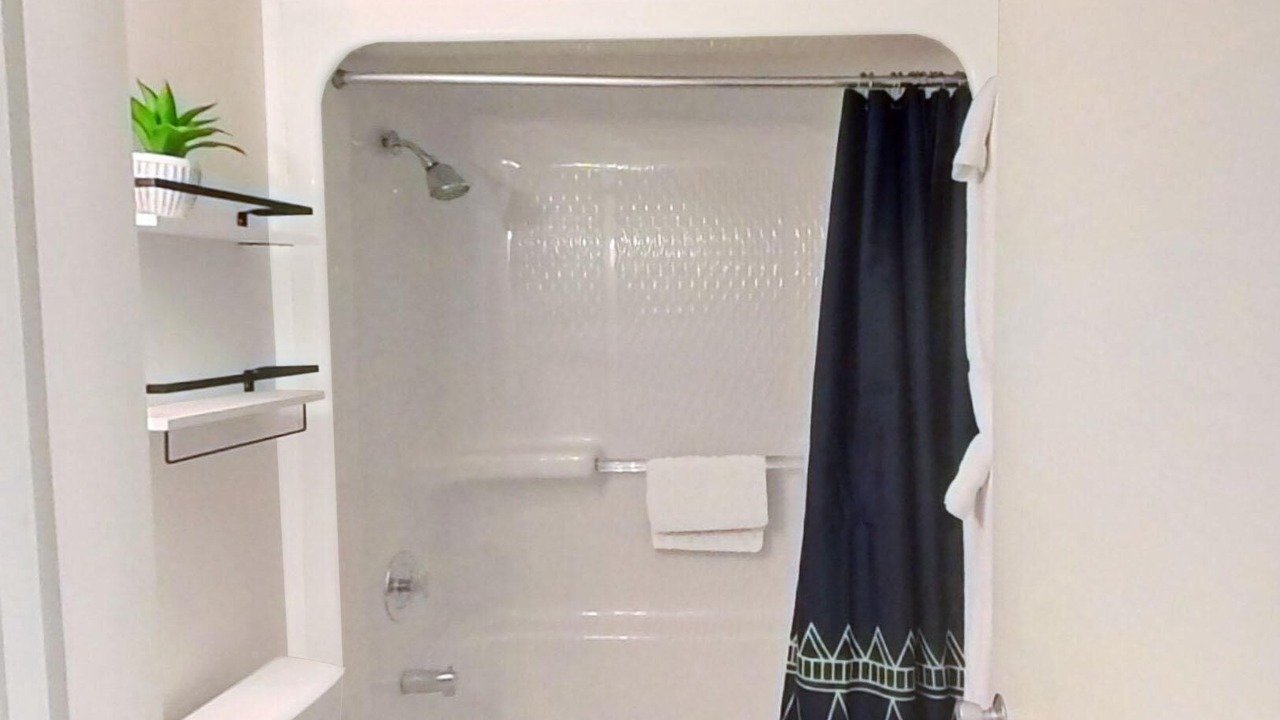 Photo of Bathroom in Snowshoe