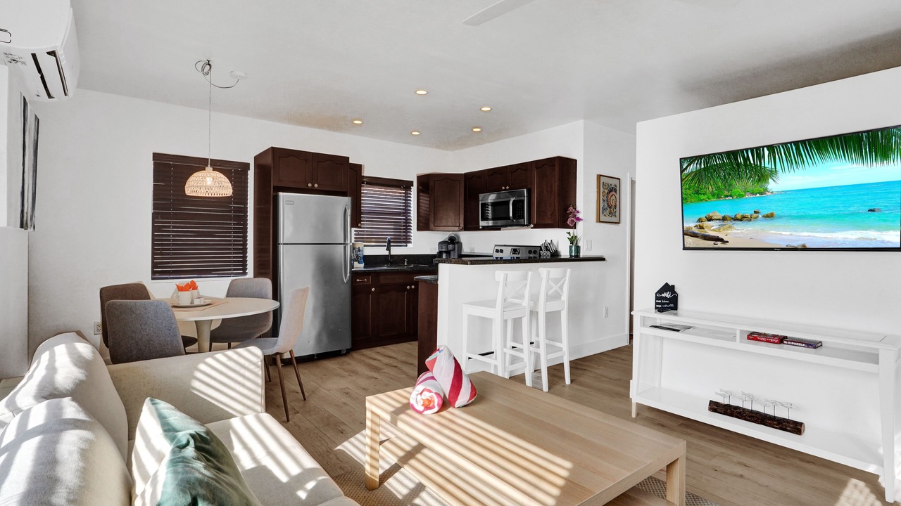 Photo of Livingroom in North Beach