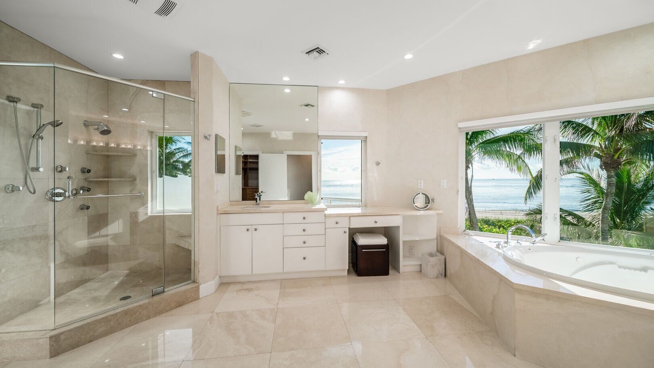 Photo of Bathroom in Pompano Beach