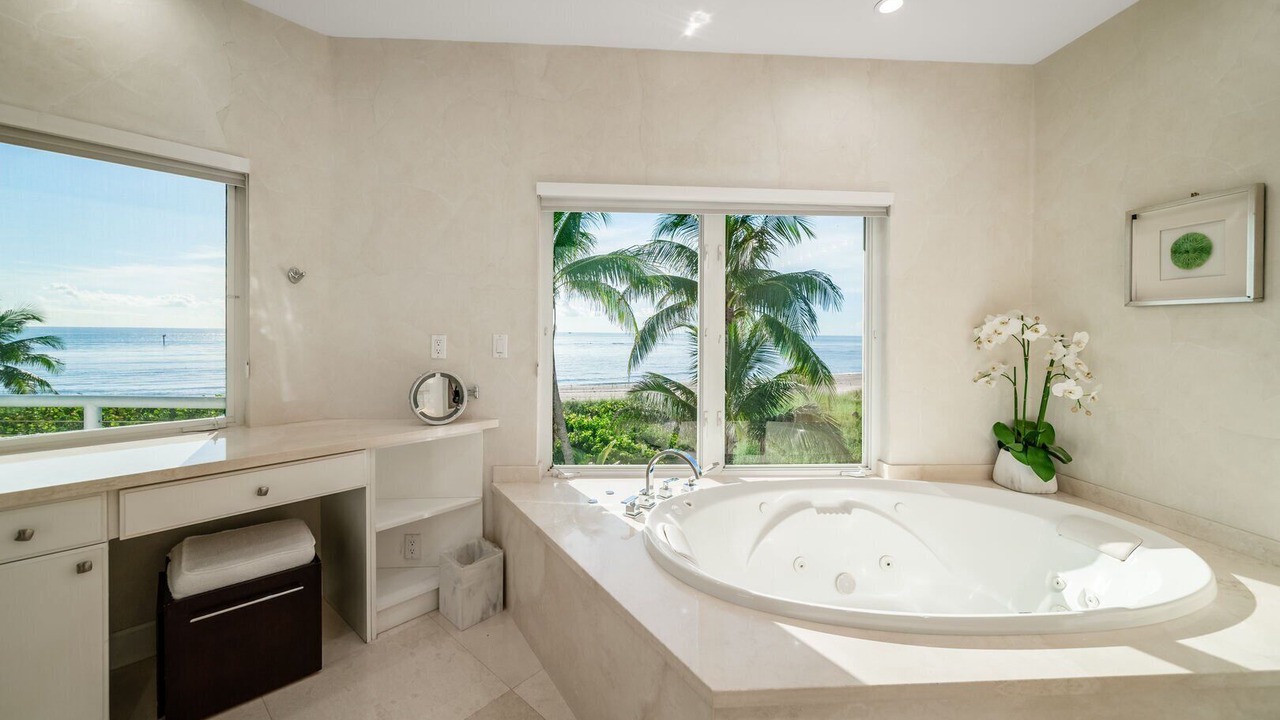 Photo of Bathroom in Pompano Beach