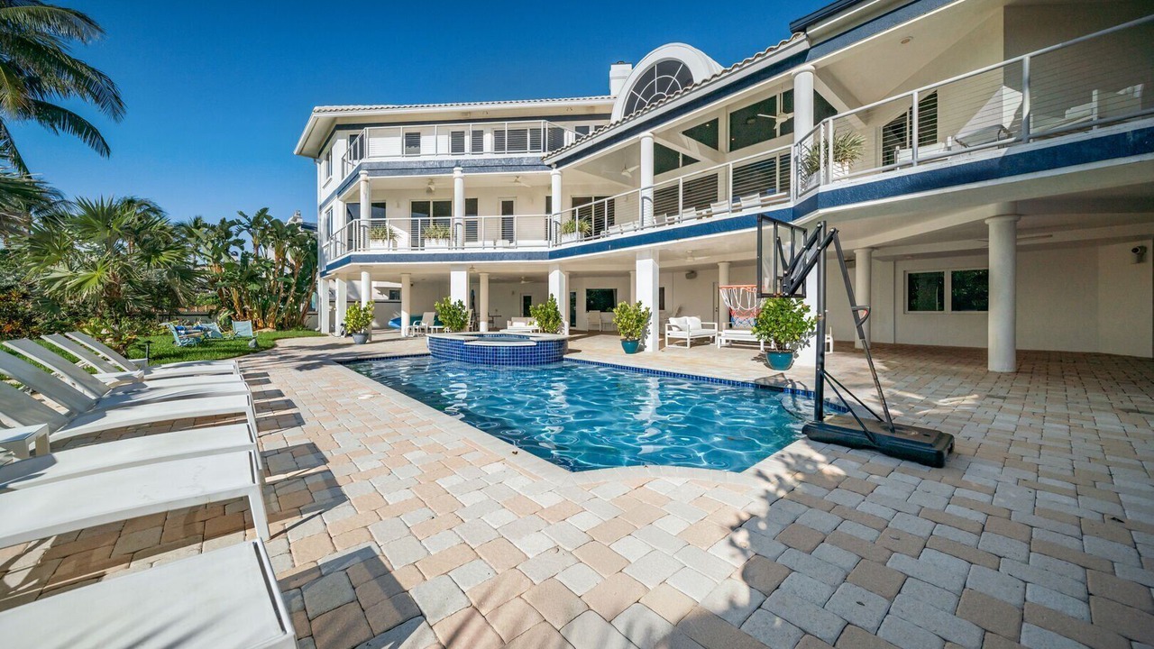 Photo of Outdoor in Pompano Beach