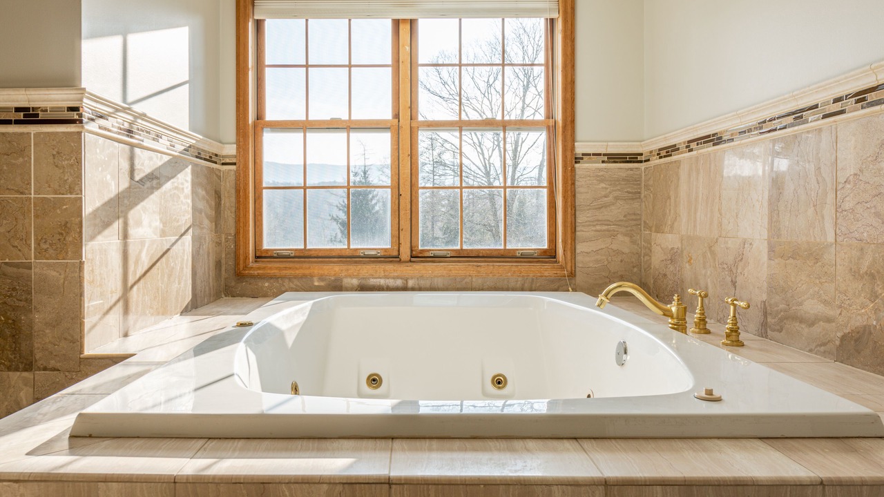 Photo of Bathroom in Hunter