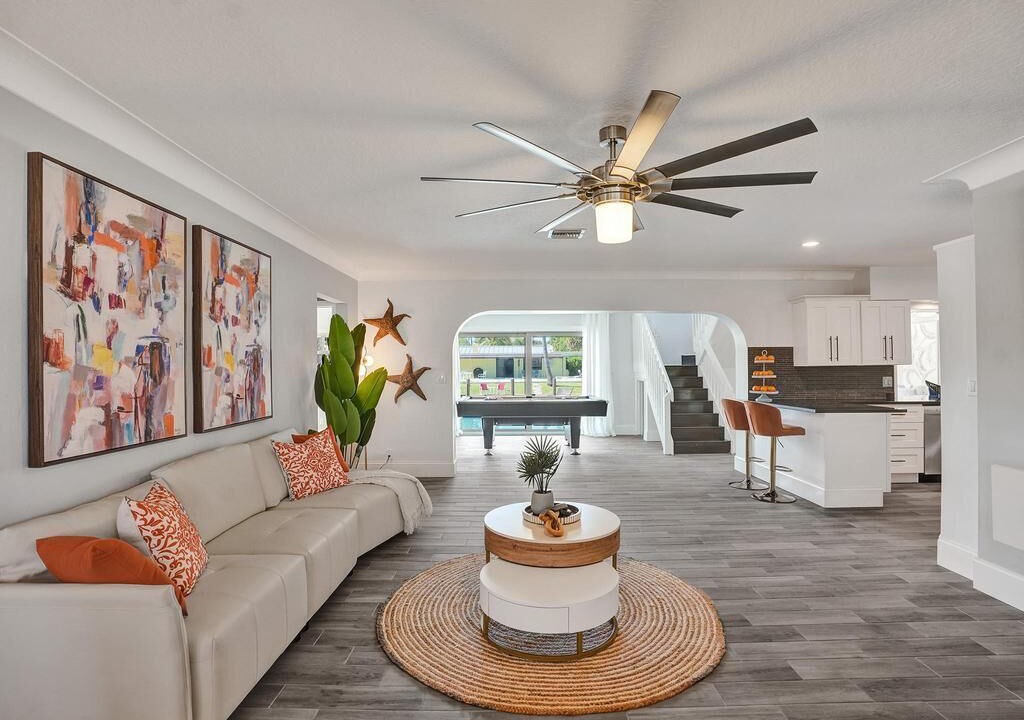 Photo of Livingroom in Deerfield Beach