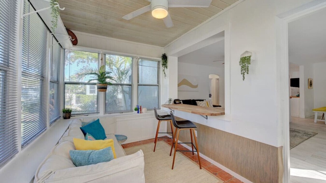 Photo of Livingroom in Deerfield Beach