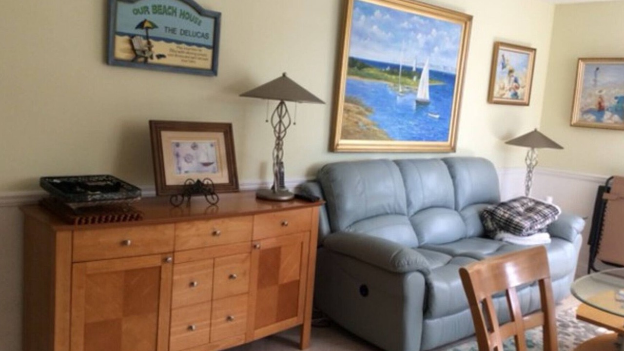 Photo of Livingroom in Pompano Isles