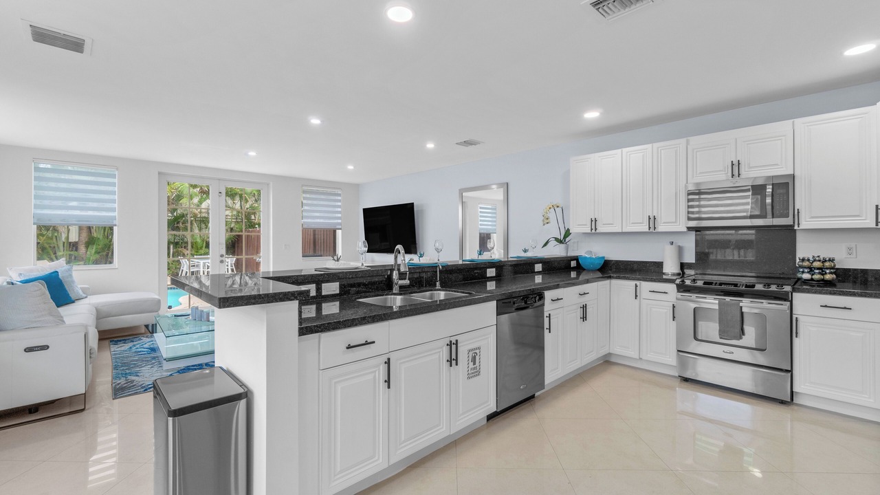 Photo of Kitchen in Lauderdale-by-the-Sea