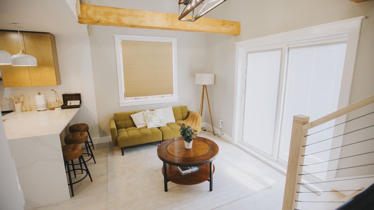 Photo of Livingroom in East Kingston
