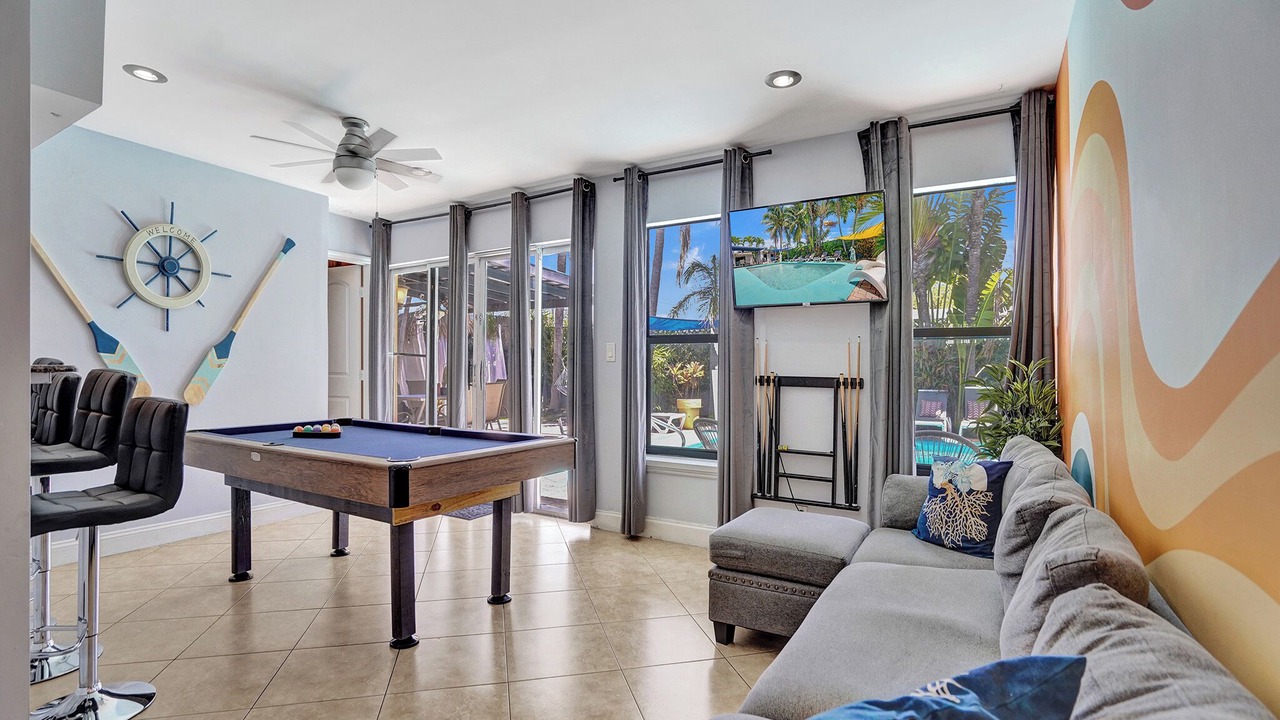 Photo of Livingroom in Coral Heights