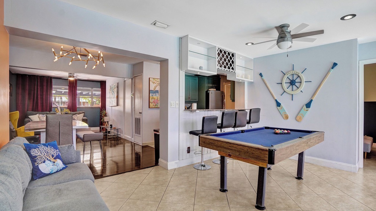 Photo of Livingroom in Coral Heights
