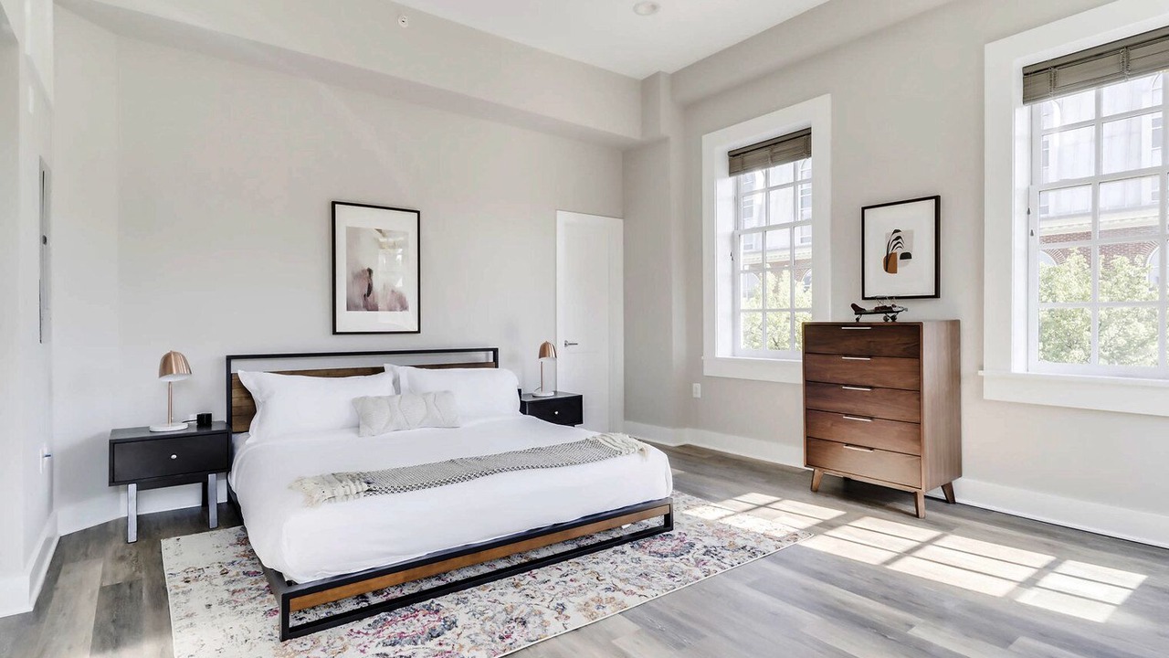 Photo of Bedroom in Jefferson Manor