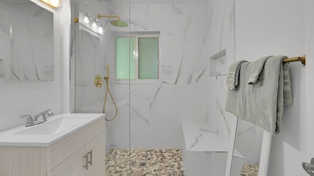 Photo of Bathroom in Beachway Estates