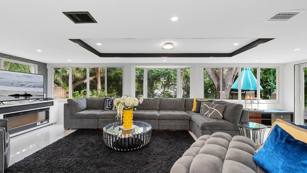 Photo of Livingroom in Deerfield Beach