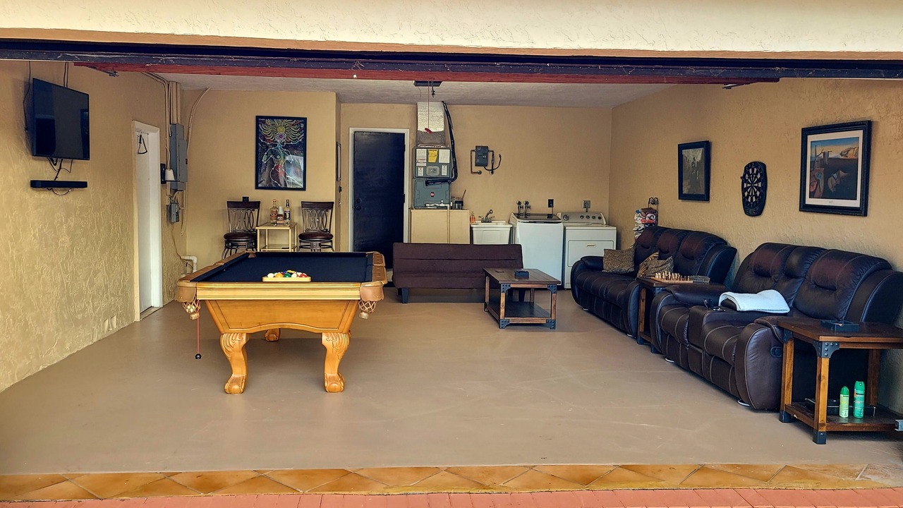 Photo of Livingroom in Miami Gardens