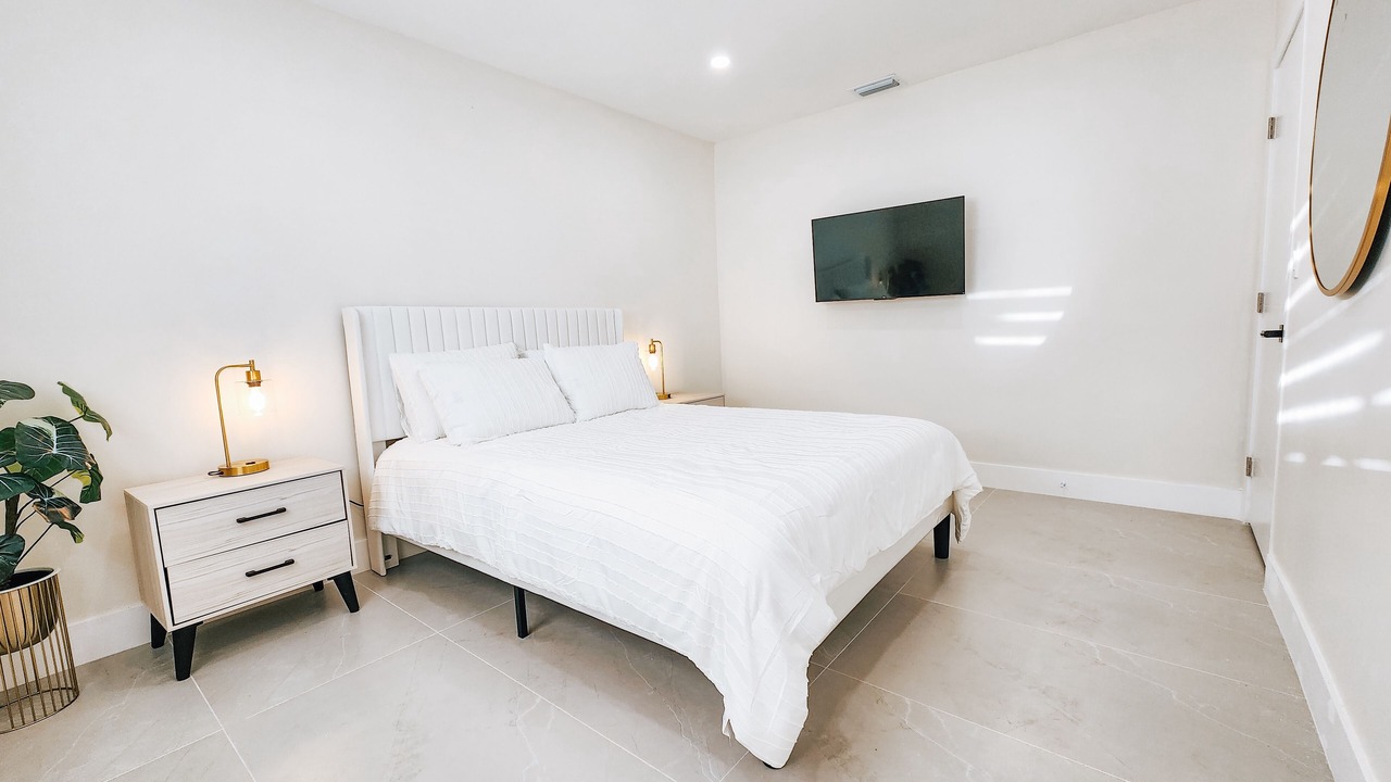 Photo of Bedroom in Dania Beach