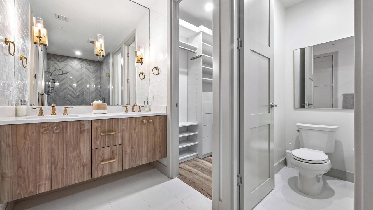 Photo of Bathroom in Poinciana Park