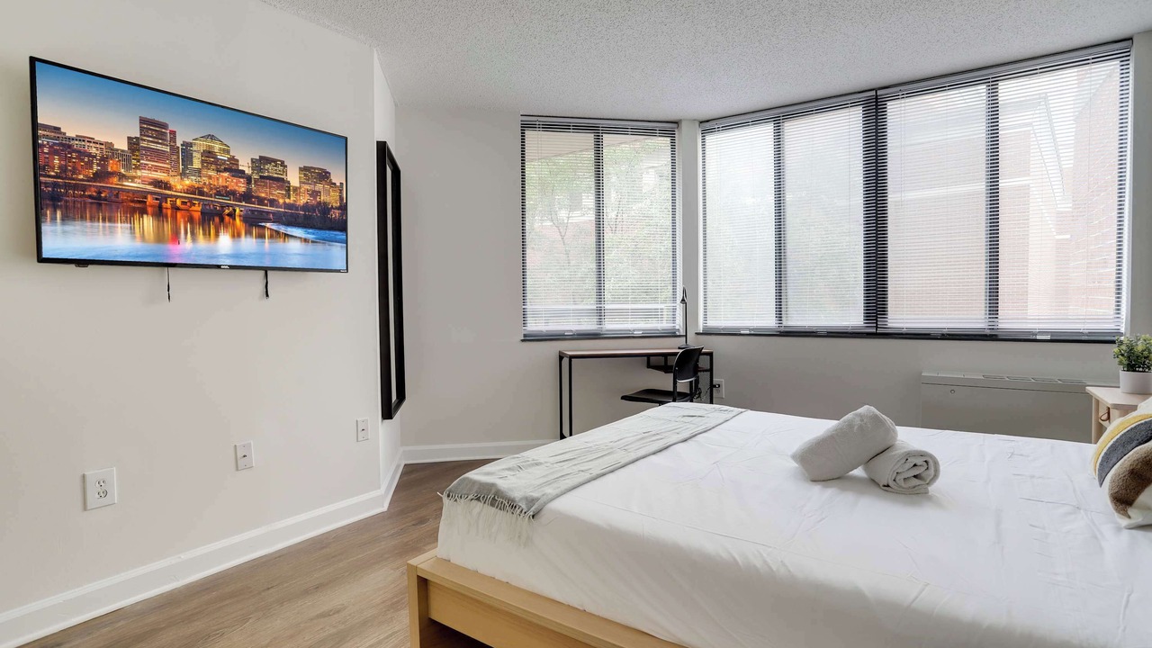 Photo of Bedroom in Pentagon City