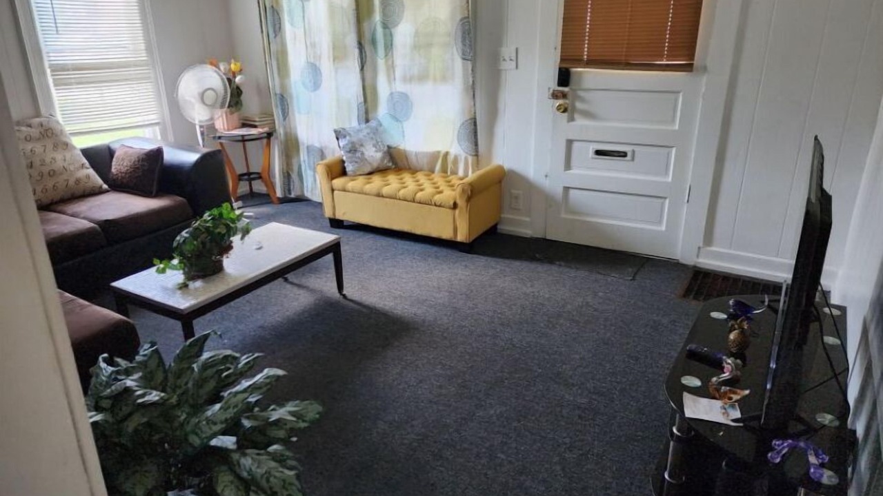 Photo of Livingroom in Downtown Rochester