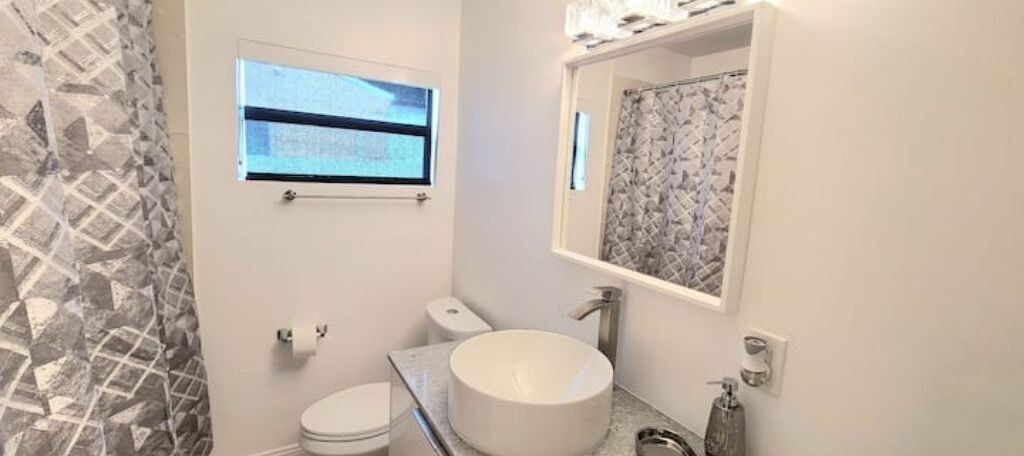 Photo of Bathroom in Highland Garden