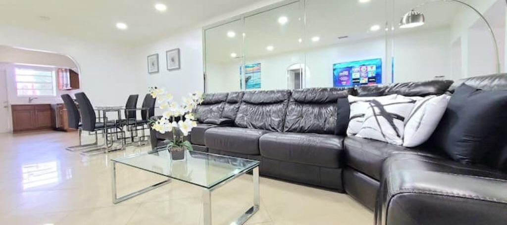 Photo of Livingroom in Highland Garden