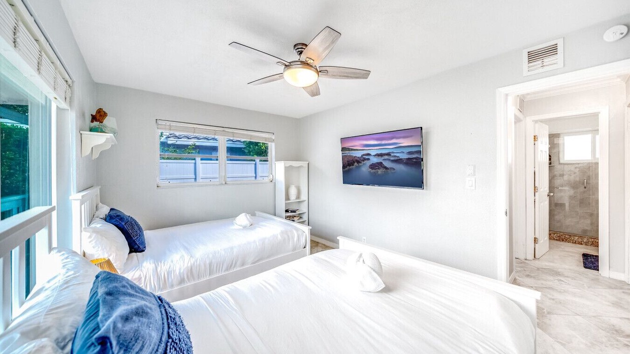 Photo of Bedroom in Garden Isles