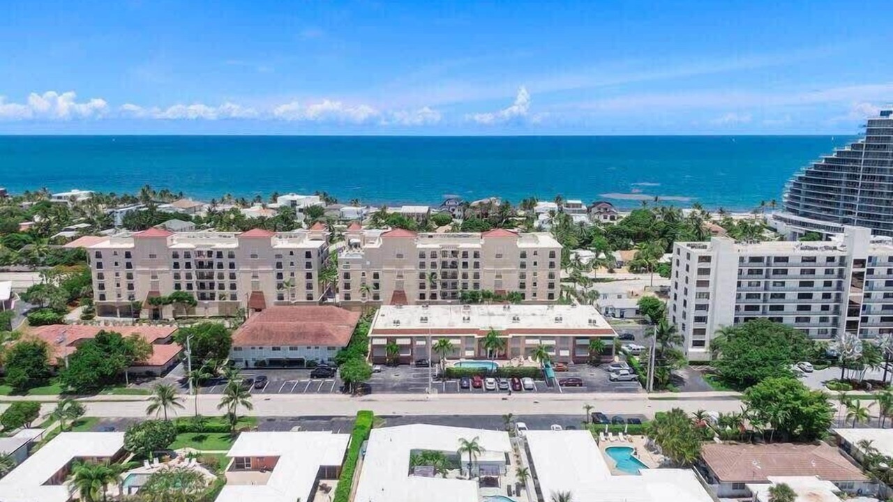 Photo of Others in Dolphin Isles