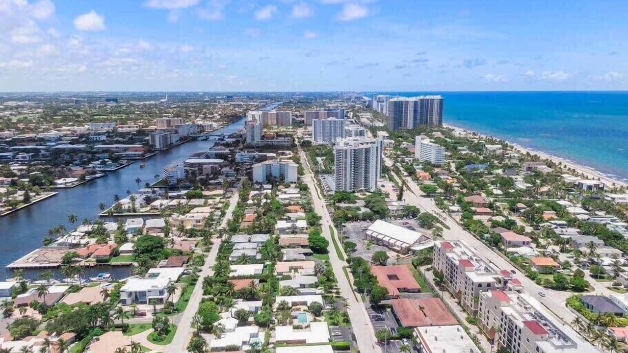 Photo of Others in Dolphin Isles