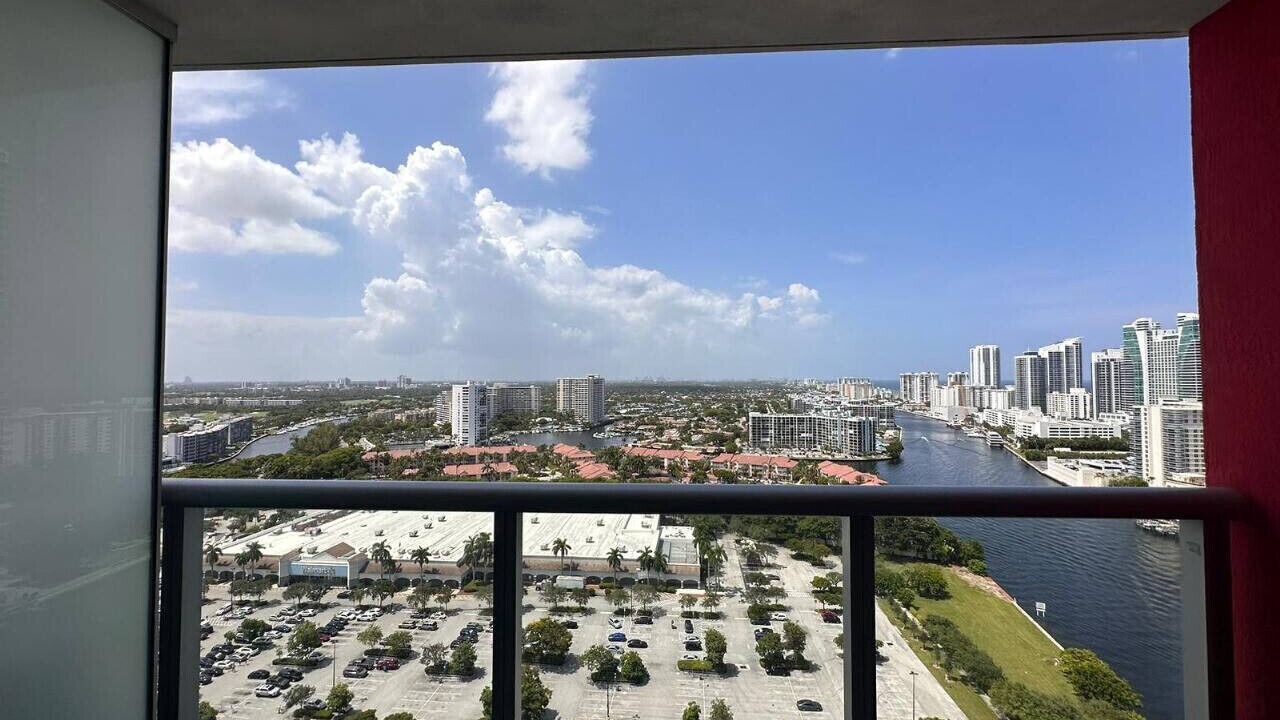 Photo of Patio Balcony in Hallandale Beach