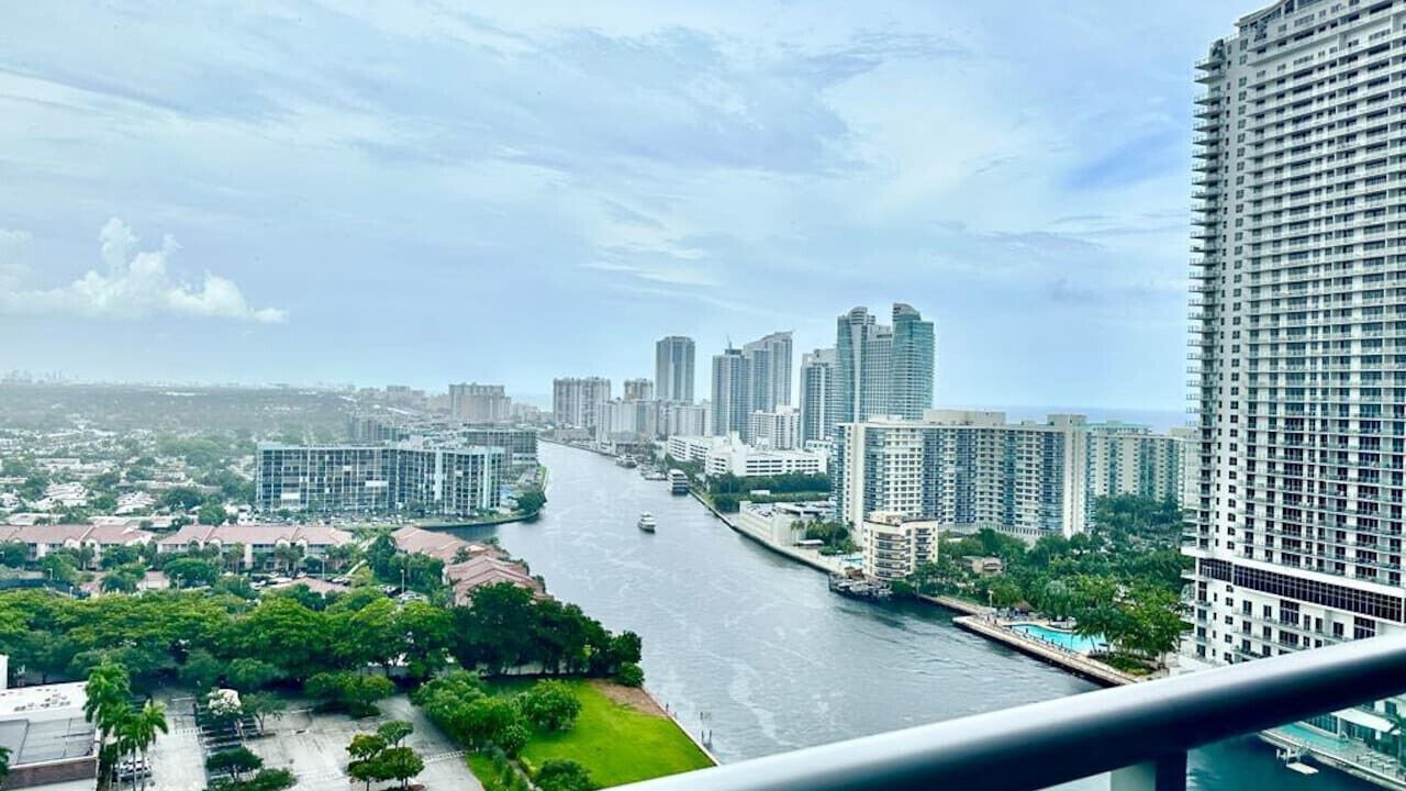 Photo of Patio Balcony in Hallandale Beach