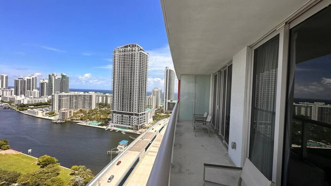 Photo of Patio Balcony in Hallandale Beach