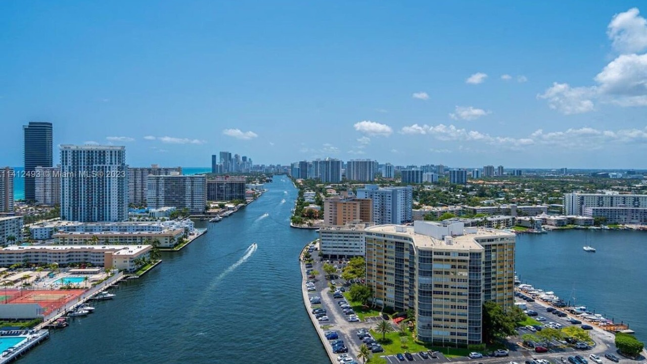 Photo of Patio Balcony in Hallandale Beach