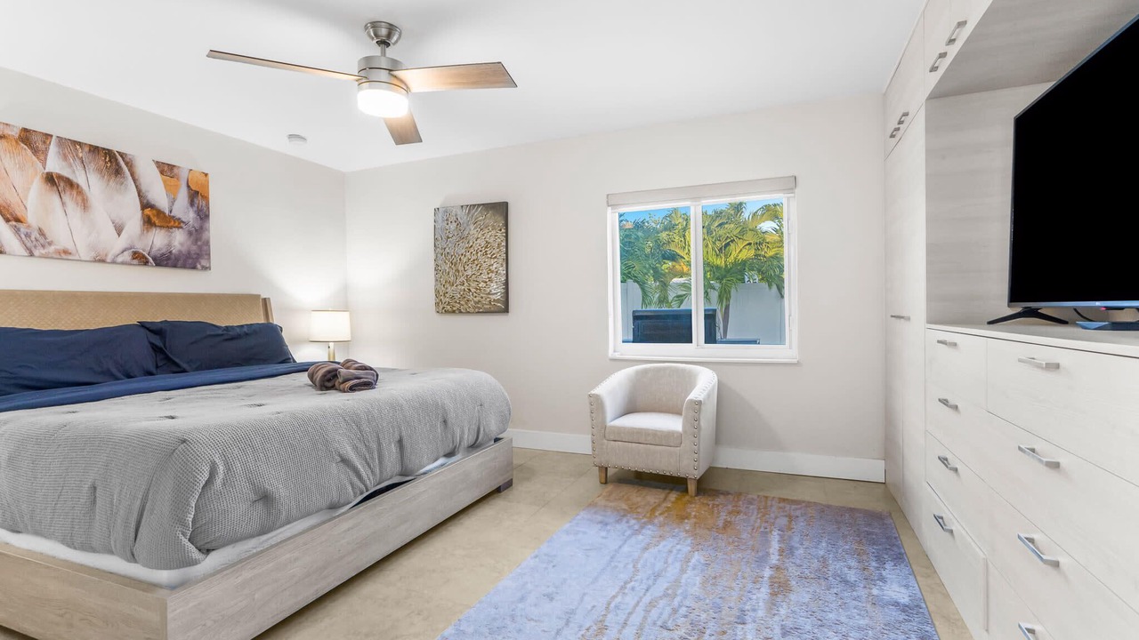 Photo of Bedroom in Coral Ridge