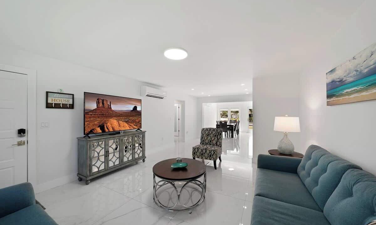 Photo of Bedroom in Melaleuca Gardens