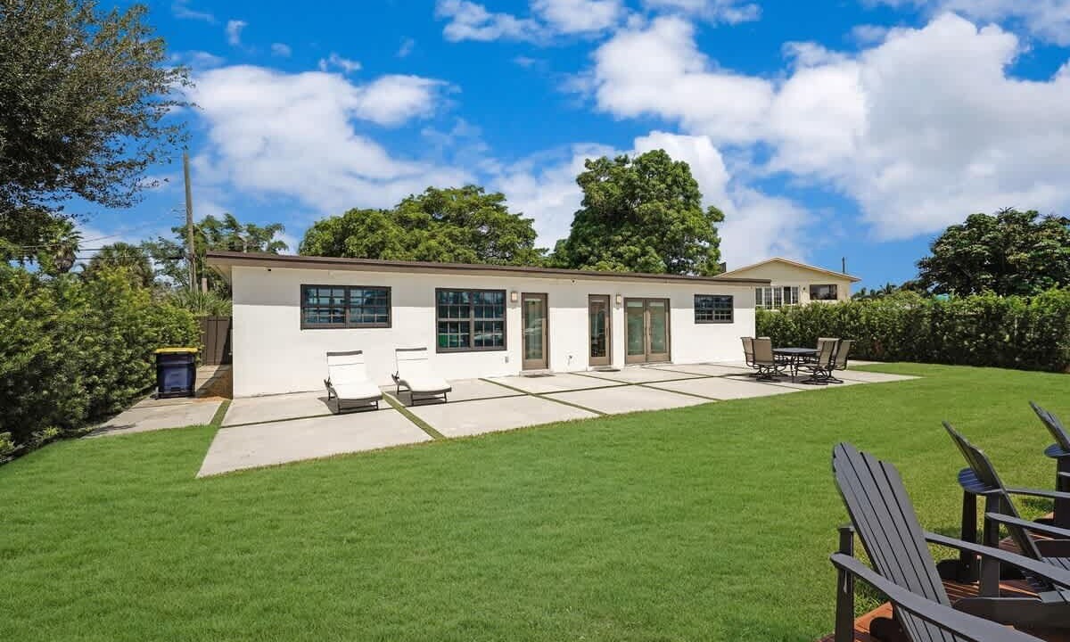Photo of Outdoor in Melaleuca Gardens
