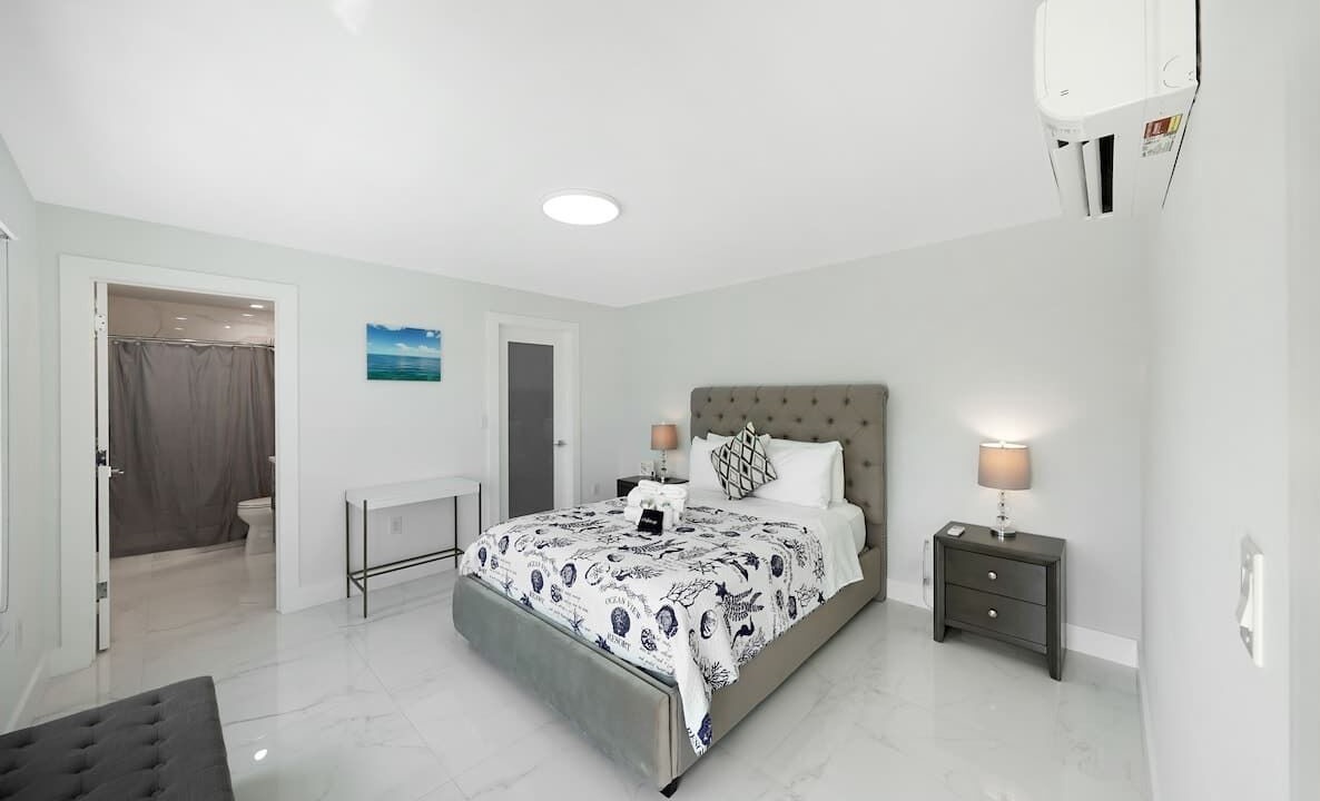 Photo of Bedroom in Melaleuca Gardens