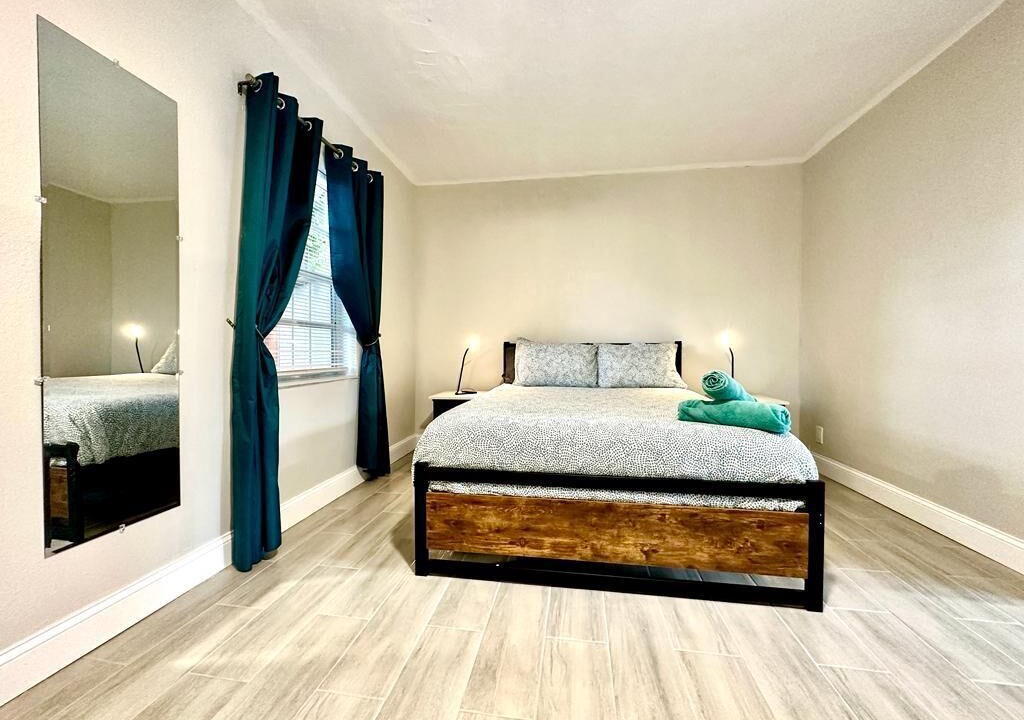 Photo of Bedroom in Edgewood