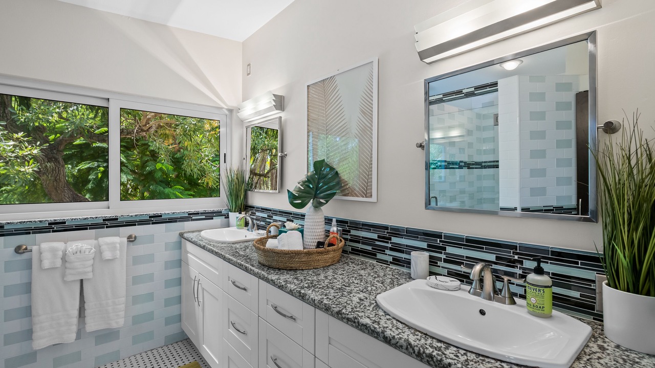 Photo of Bathroom in Wilton Manors