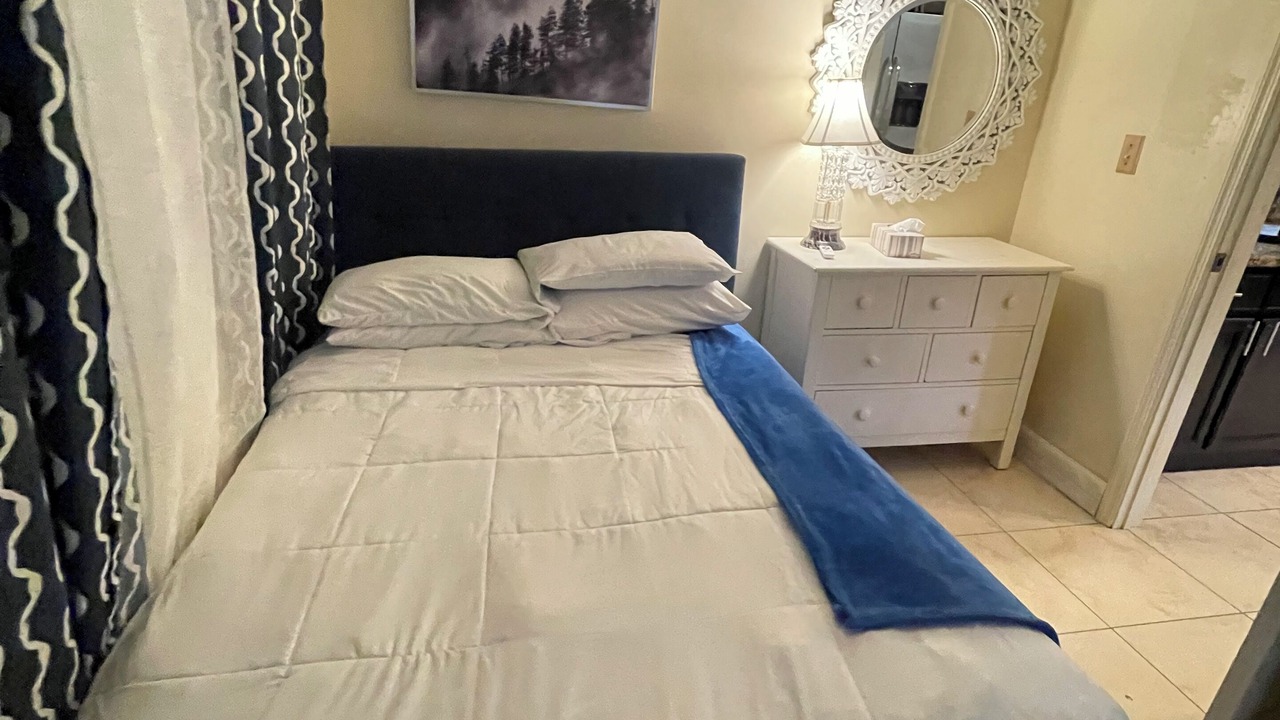 Photo of Bedroom in Highland Garden
