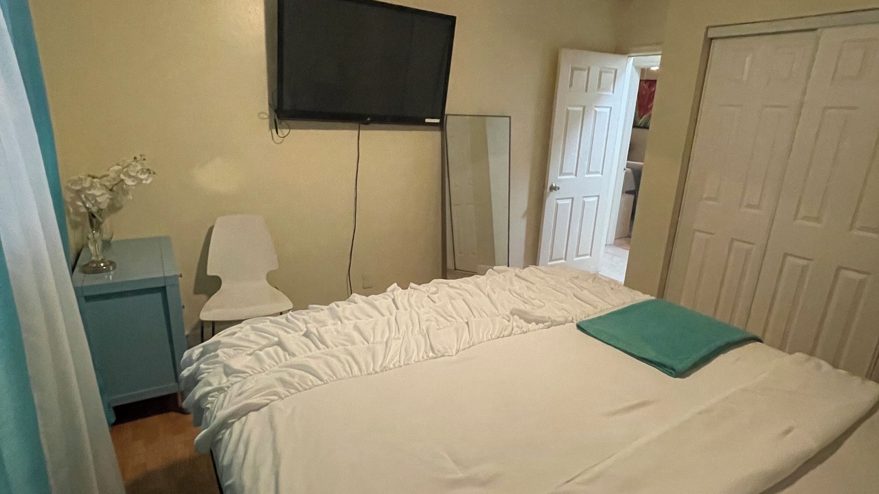 Photo of Bedroom in Highland Garden