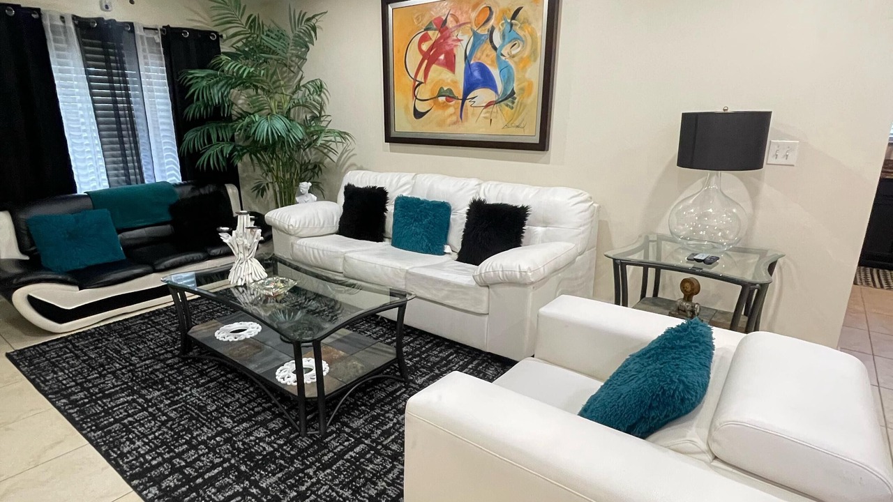 Photo of Livingroom in Highland Garden