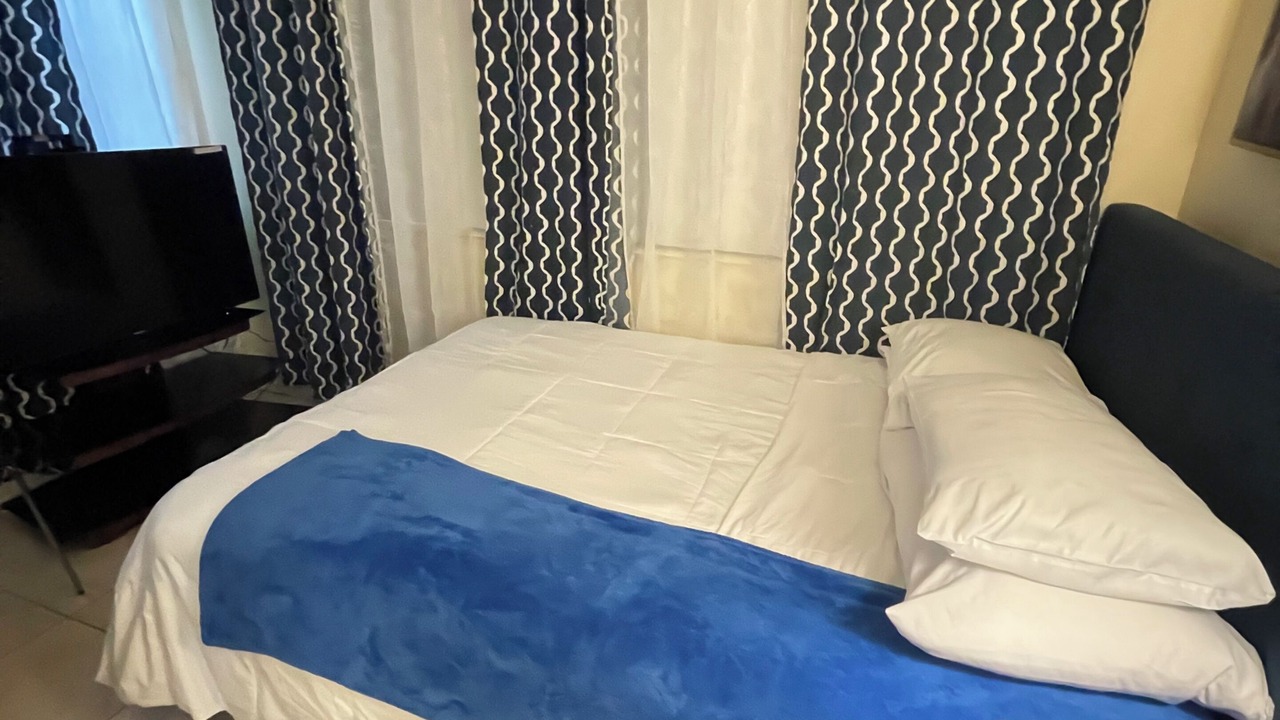 Photo of Bedroom in Highland Garden