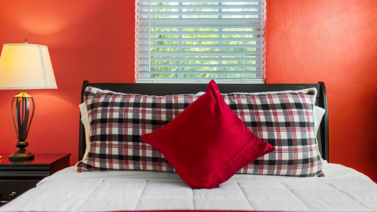 Photo of Bedroom in Miami Gardens