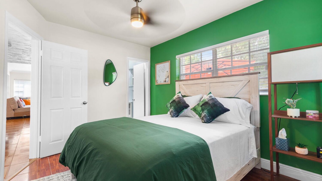 Photo of Bedroom in Miami Gardens