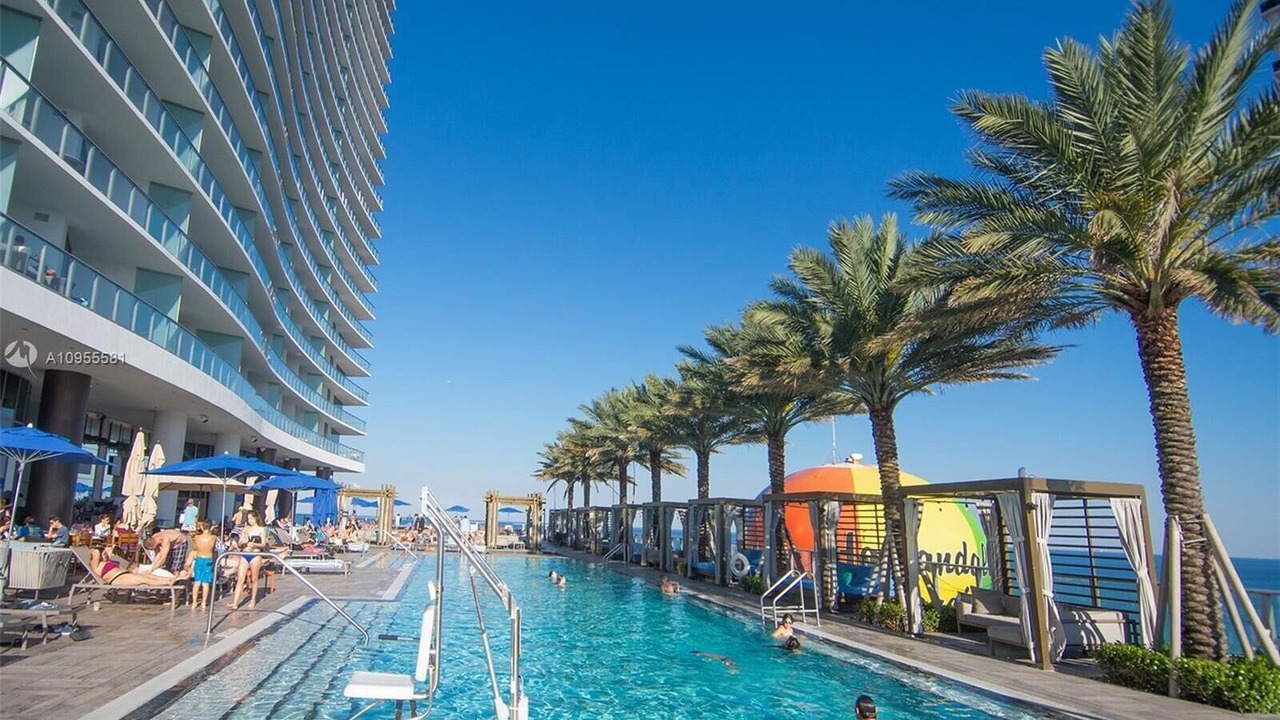Photo of Outdoor in Hollywood South Central Beach