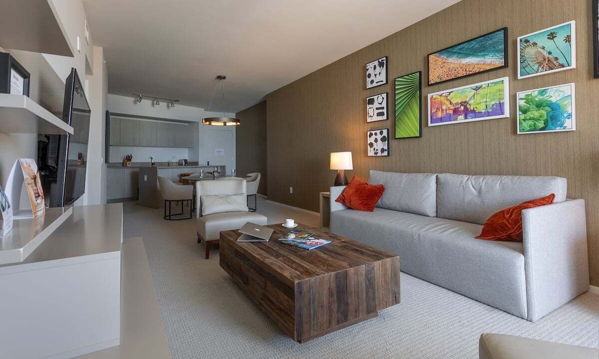 Photo of Livingroom in Hollywood South Central Beach